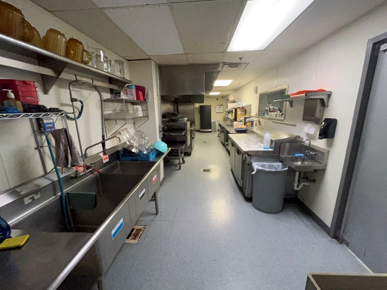 More Photos Of 2565 MacArthur Blvd, Lewisville Storefront Retail Office For Sale