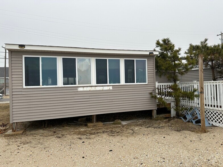 More Photos Of 102 Delaware Ave, Fortescue Restaurant For Sale