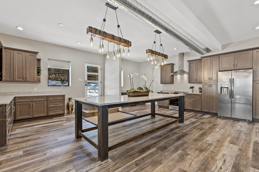 More Photos Of 3295 S Gila Dr, Flagstaff Specialty For Sale