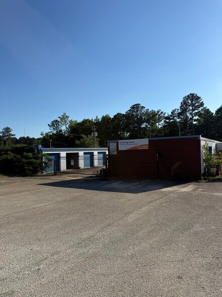 More Photos Of 115 Mcdonough Pky, McDonough Self Storage For Sale