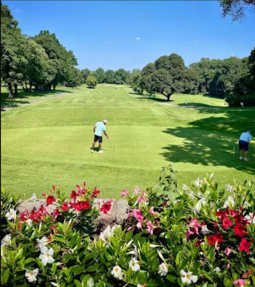 More Photos Of 11882 Metropolitan Ave, Kew Gardens Healthcare For Lease