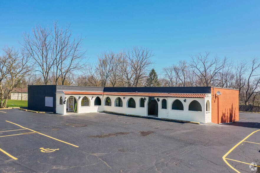 More Photos Of 3614 Wilmington Pike, Dayton Restaurant For Sale