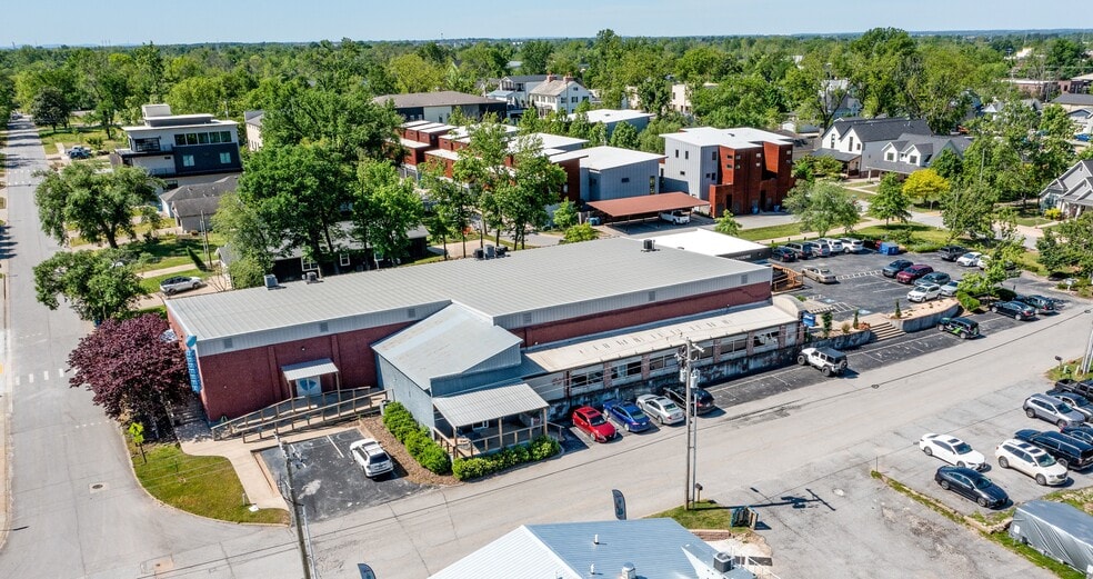 Primary Photo Of 406 SE 5th St, Bentonville Office For Lease