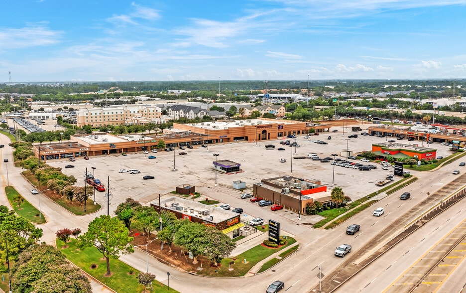 Primary Photo Of 60-110 Cypress Creek Pky, Houston Freestanding For Sale