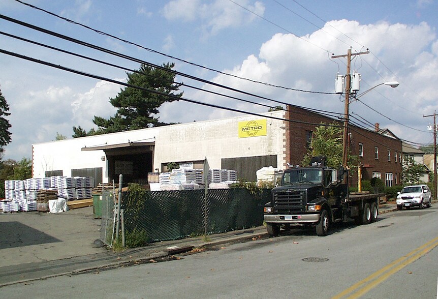Primary Photo Of 95 Elmcroft Rd, Stamford Warehouse For Lease