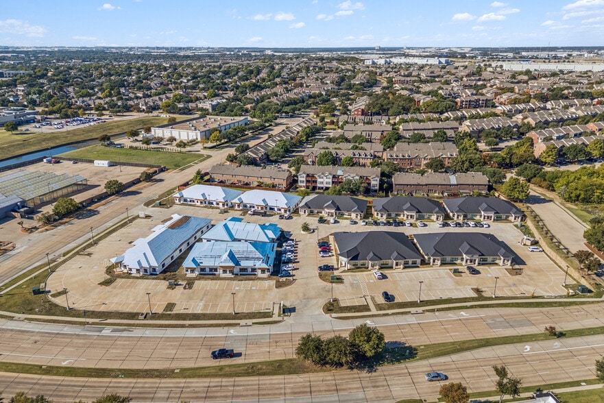 More Photos Of 2600 MacArthur Blvd, Lewisville Medical For Lease