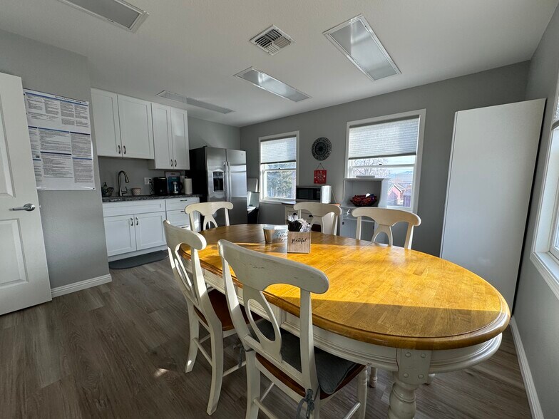 More Photos Of 444 W Washington St, Carson City Office For Sale