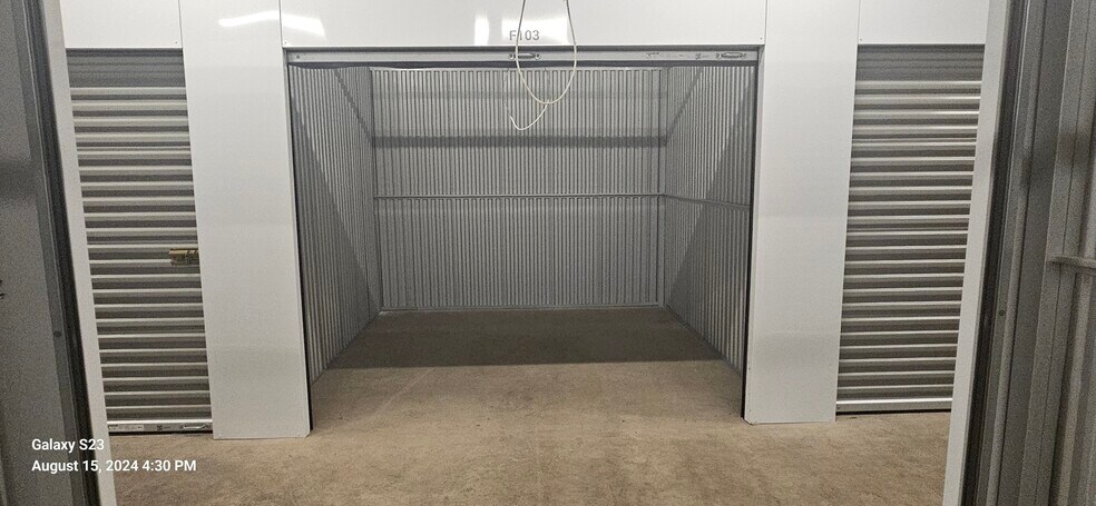 More Photos Of 2630 E Grand River Ave, Howell Self Storage For Sale