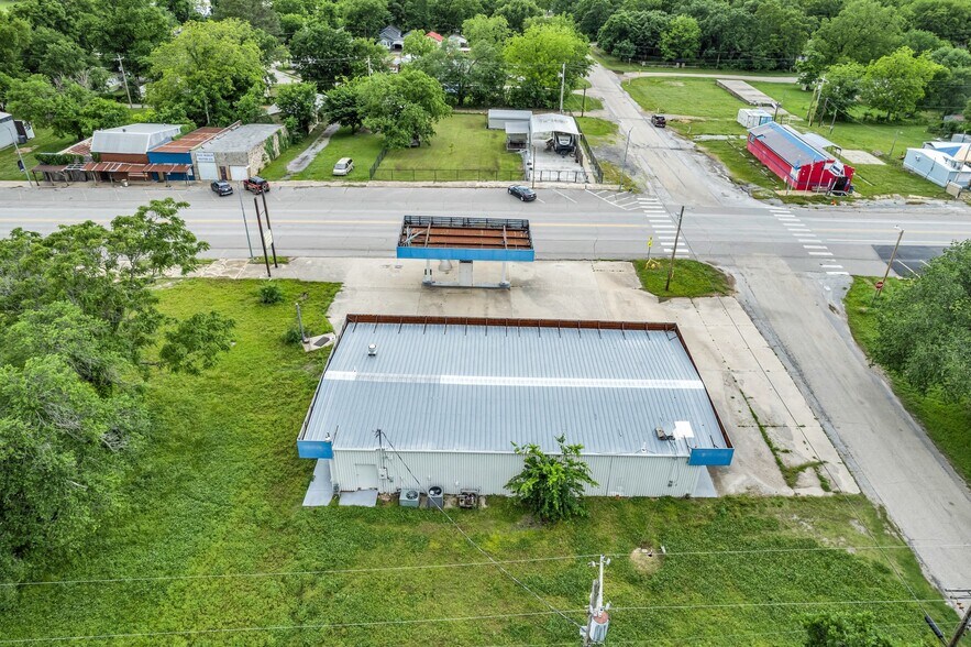 More Photos Of 101 S Main Street, Spavinaw Restaurant For Sale