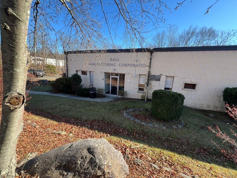 More Photos Of 297 Margaret King Ave, Ringwood Warehouse For Sale