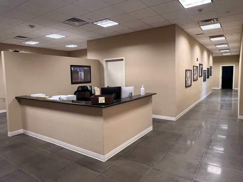 More Photos Of 102 Fairview Park Dr, Elmsford Warehouse For Lease