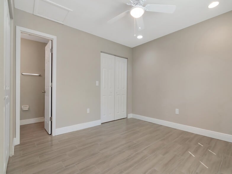 More Photos Of , Bradenton Multifamily For Sale