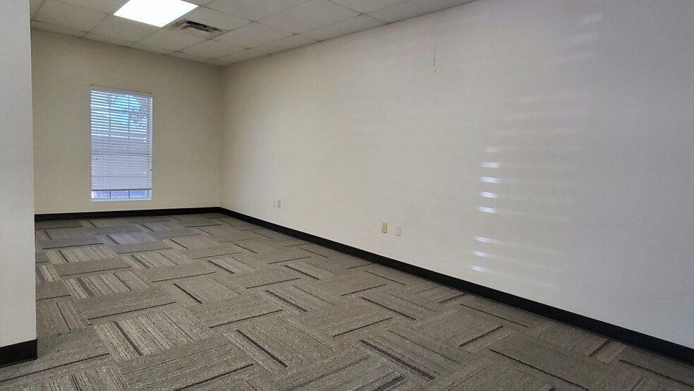 More Photos Of 5805 Coit Rd, Plano Office For Sale