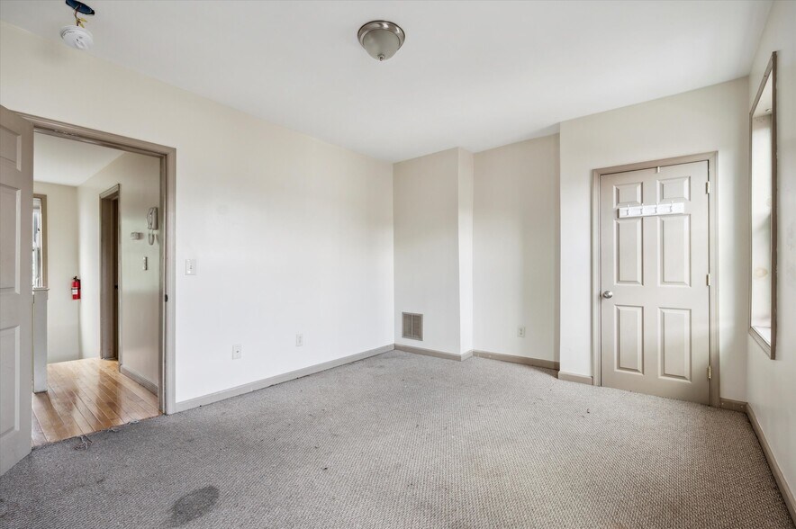 More Photos Of 1632 N Willington St, Philadelphia Office Residential For Lease