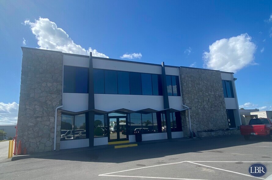 More Photos Of 7011 N Atlantic Ave, Cape Canaveral Office For Lease