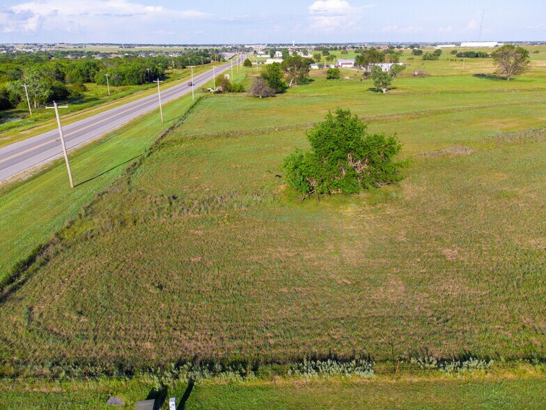 More Photos Of US Highway 277, Elgin Land For Sale