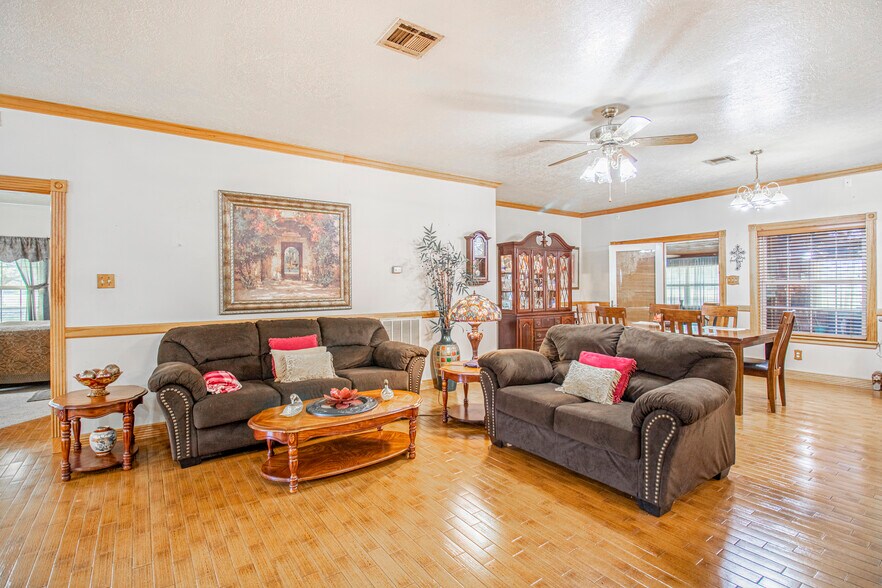 More Photos Of 9310 S Business 6, Navasota Land For Sale