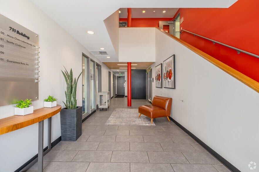 More Photos Of 711 6th Ave N, Seattle Office For Lease