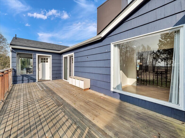 More Photos Of 5041 Guide Meridian, Bellingham Specialty For Sale