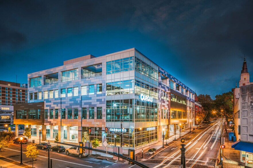 More Photos Of 101 N Queen St, Lancaster Apartments For Lease