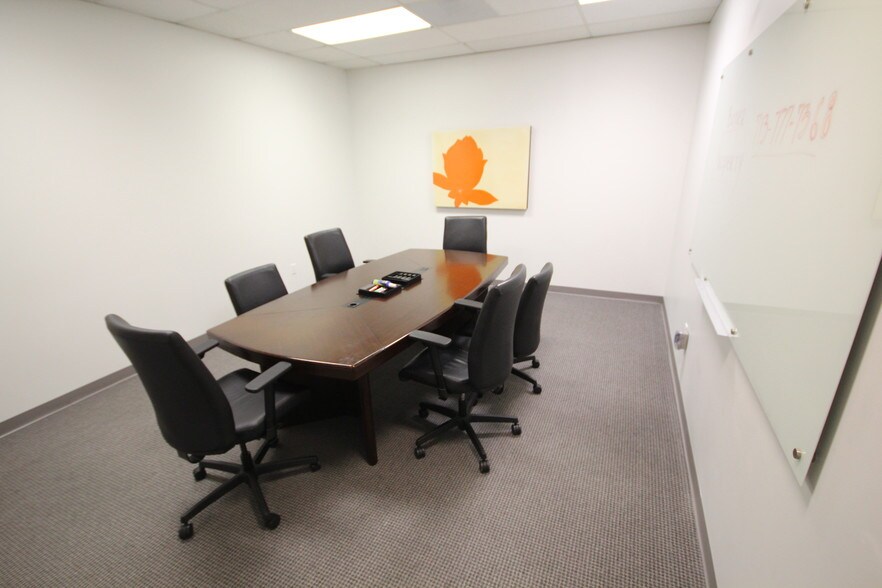 More Photos Of 17300 El Camino Real, Houston Office For Sale