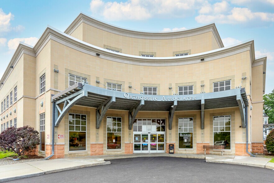 More Photos Of 65 Pennsylvania Ave, Binghamton Medical For Lease