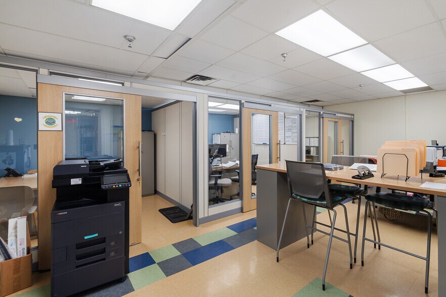 More Photos Of 315 S Kalamazoo Mall, Kalamazoo Office For Sale