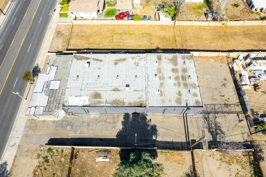 More Photos Of 372 N Mt. Vernon Ave, Colton Warehouse For Sale