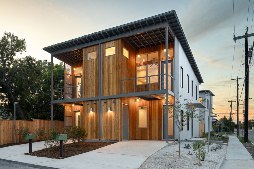 More Photos Of 1107 Cherry St, San Antonio Multifamily For Sale