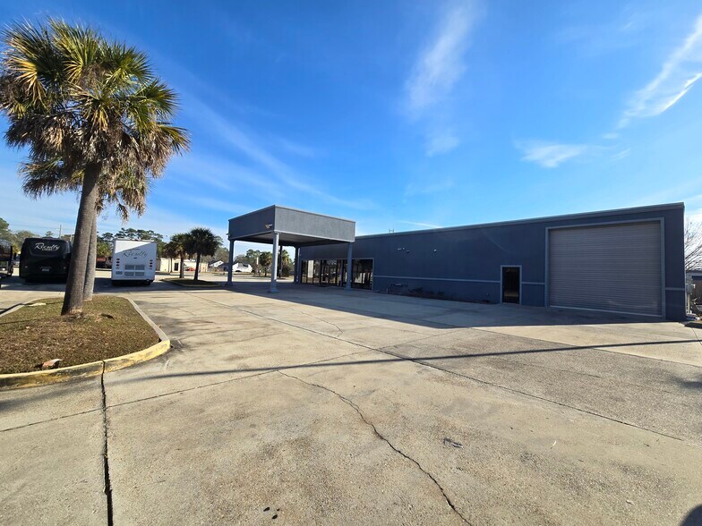 More Photos Of 1819 Old Spanish Trl, Slidell Auto Dealership For Lease