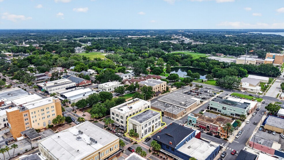 More Photos Of 400 W Main St, Leesburg Serviced Offices For Sale