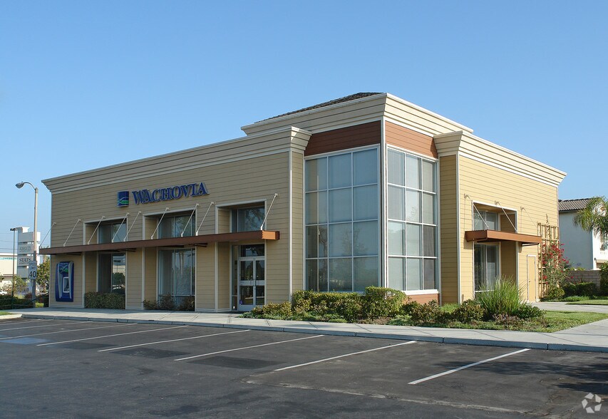 More Photos Of 12300-12490 Seal Beach Blvd, Seal Beach Unknown For Lease