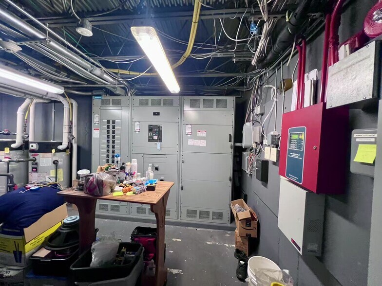 More Photos Of 510 S White Horse Pike, Magnolia Restaurant For Sale