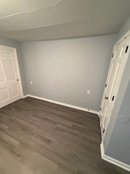 More Photos Of 2271 Hepburn Ave, Dayton Apartments For Sale