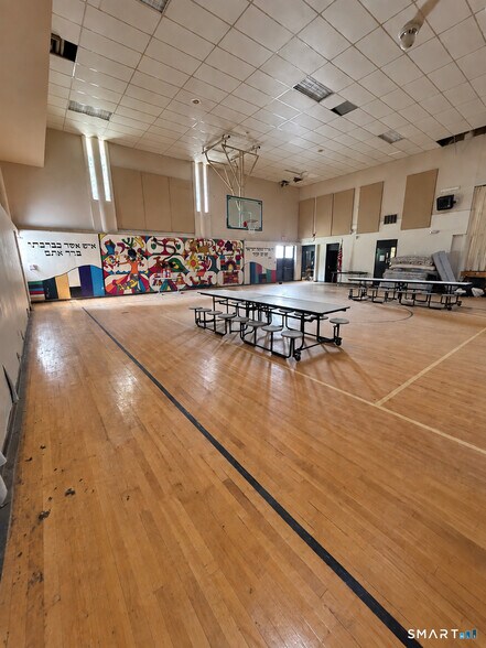 More Photos Of 51 Gabb Rd, Bloomfield Schools For Sale