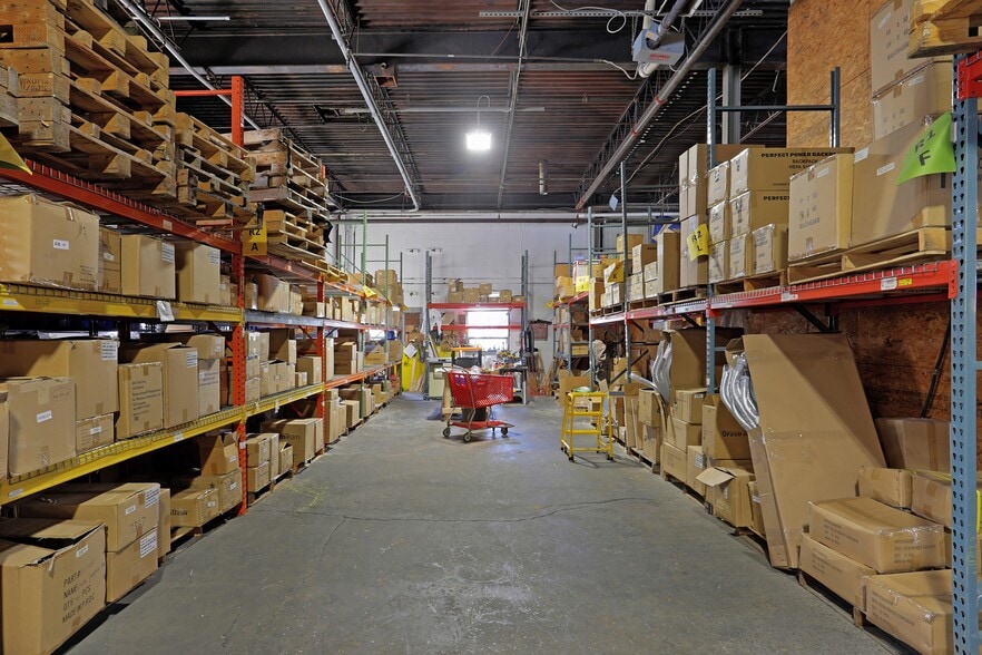 More Photos Of 110 South Ave, Garwood Distribution For Lease