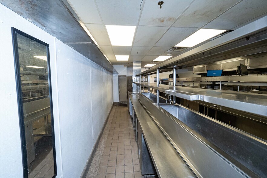 More Photos Of 6357 I 55 N, Jackson Restaurant For Lease
