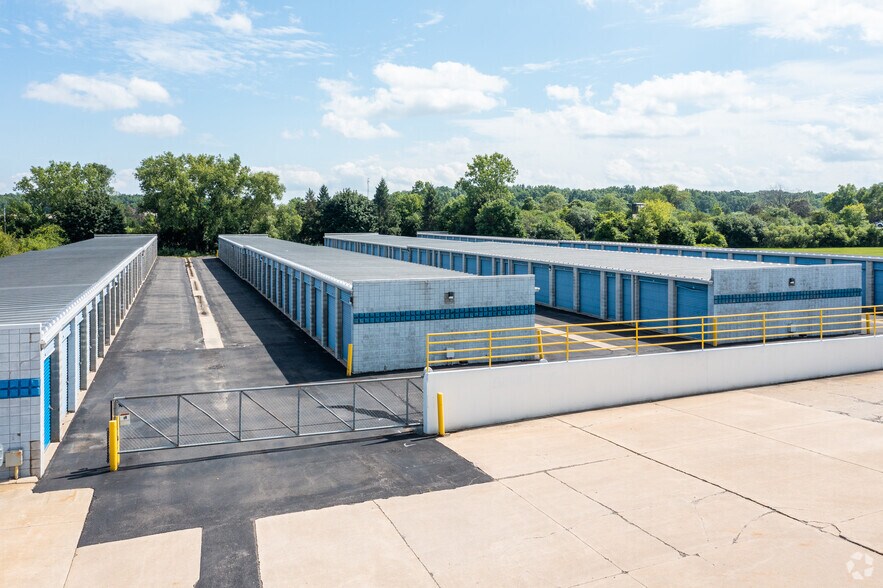 More Photos Of 3530 E Ellsworth Rd, Ann Arbor Warehouse For Lease