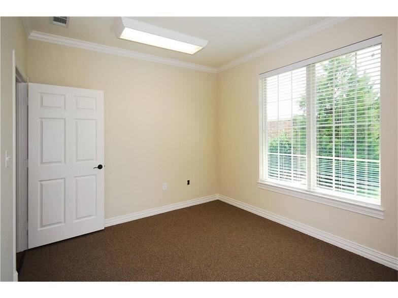 More Photos Of 8951 Collin McKinney Pky, McKinney Medical For Lease