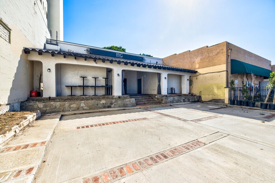More Photos Of 7039 Greenleaf Ave, Whittier Restaurant For Sale