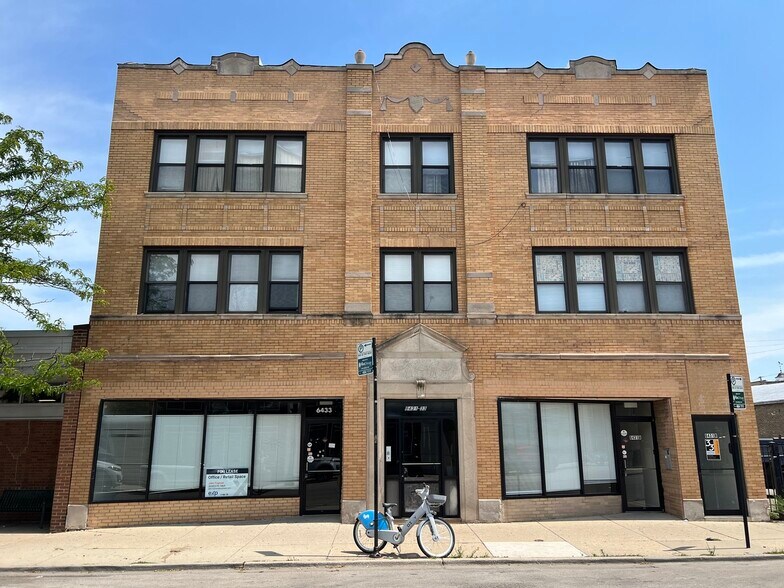 Primary Photo Of 6431-6433 N California Ave, Chicago Apartments For Lease