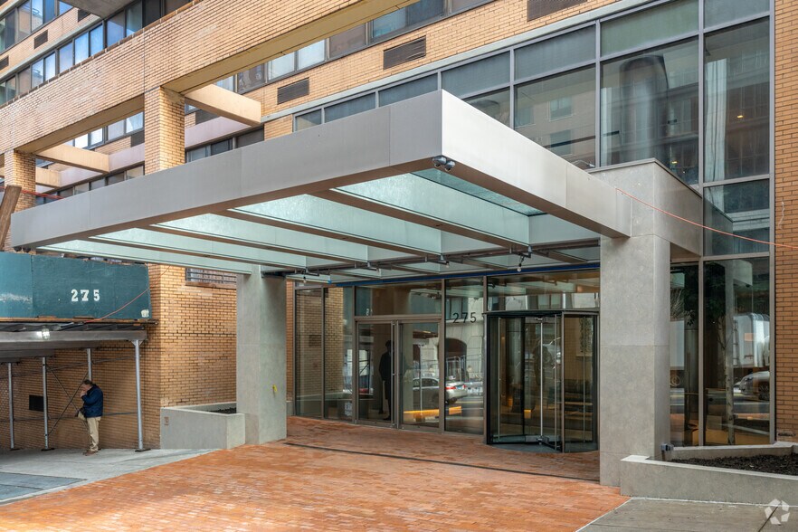 More Photos Of 2565 Broadway, New York Apartments For Lease