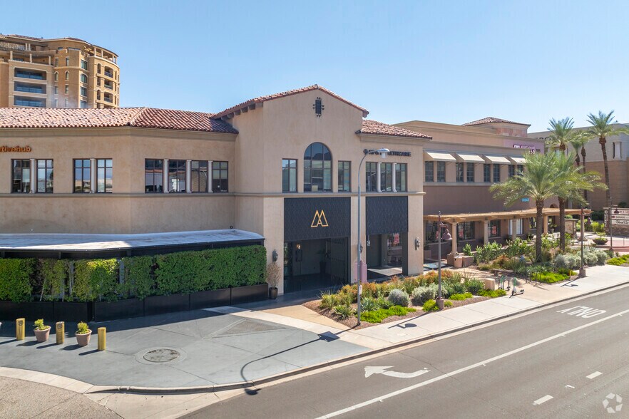 More Photos Of 7135 E Camelback Rd, Scottsdale Coworking Space