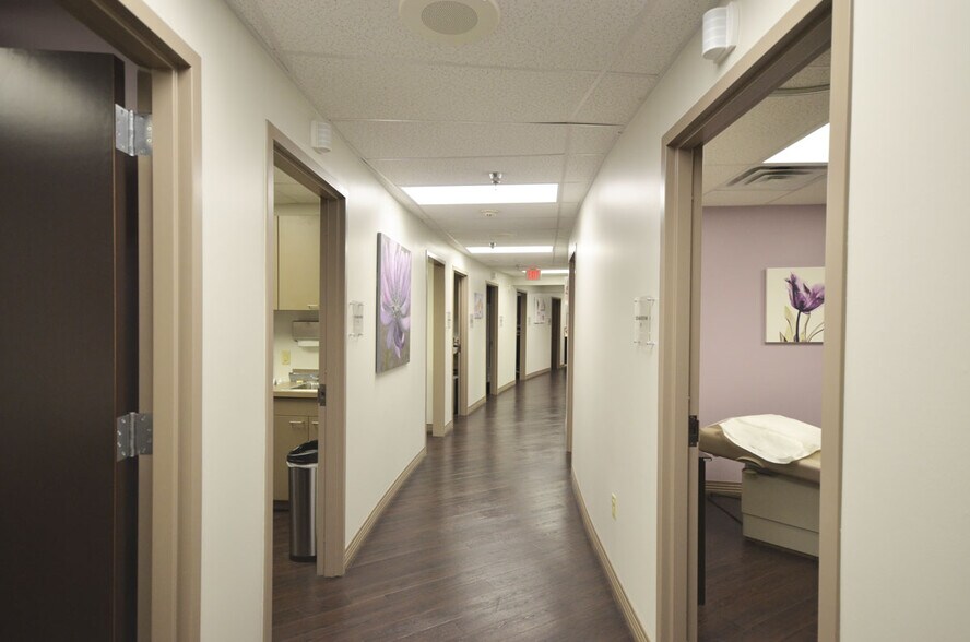 More Photos Of 7940 Floyd Curl Dr, San Antonio Medical For Lease