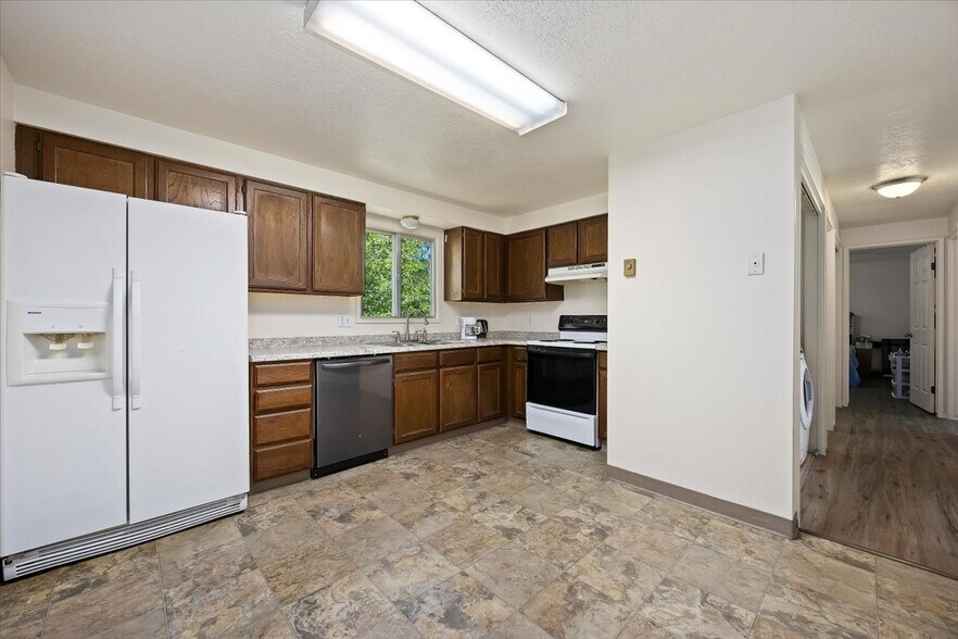 More Photos Of 1625 Shoup Ave E, Twin Falls Apartments For Sale