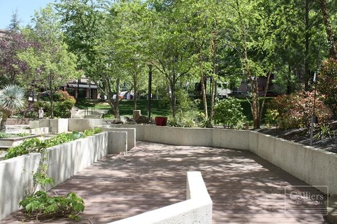 More Photos Of 999 W Main, Boise Coworking Space