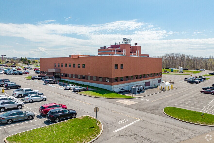 More Photos Of 4000-4200 Medical Center Dr, Fayetteville Medical For Lease