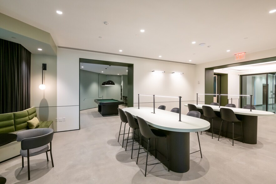 More Photos Of 525 Washington Blvd, Jersey City Office For Lease