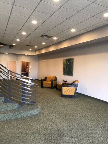 More Photos Of 3544 E 17th St, Ammon General Retail For Lease