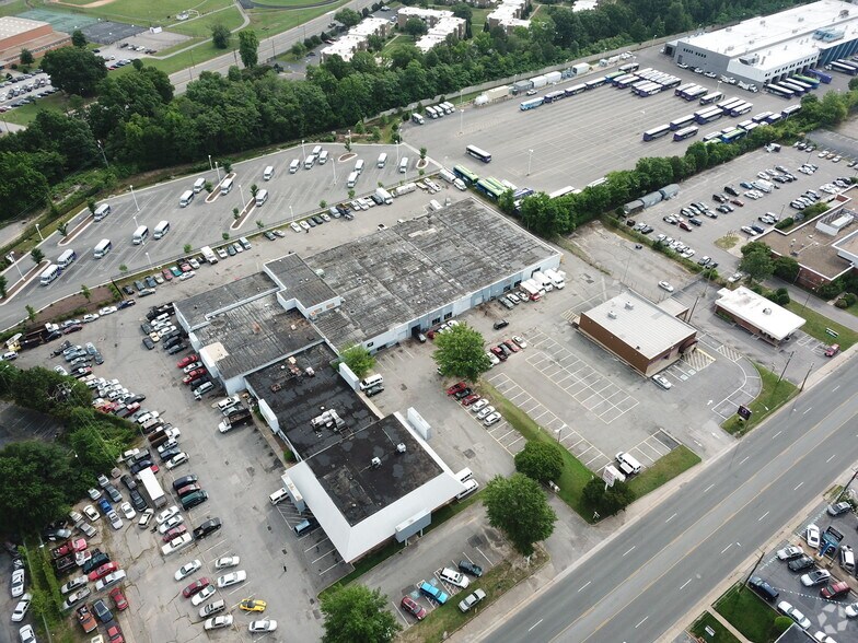 More Photos Of 133 E Belt Blvd, Richmond Industrial For Sale